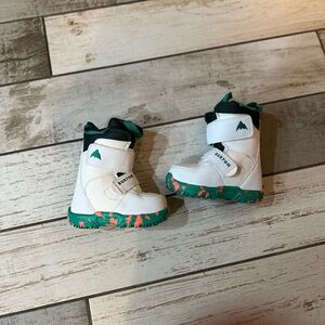 Burton Kids' White and Teal Snow Boots